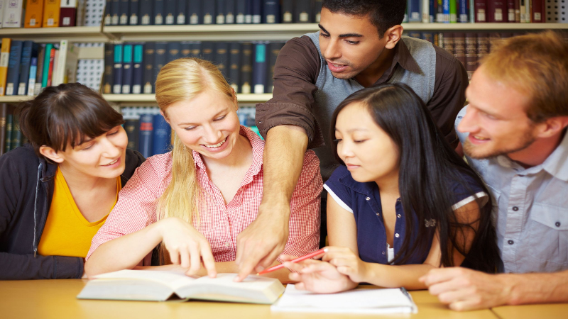Choosing the Right Senior High School in Tempe, AZ: 4 Key Factors