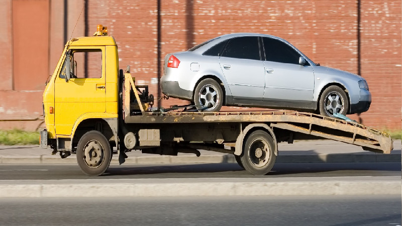 Reach Out to a Local Towing Company in Pooler, GA, When Your Vehicle Breaks Down